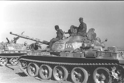 Captured T-62 MBT